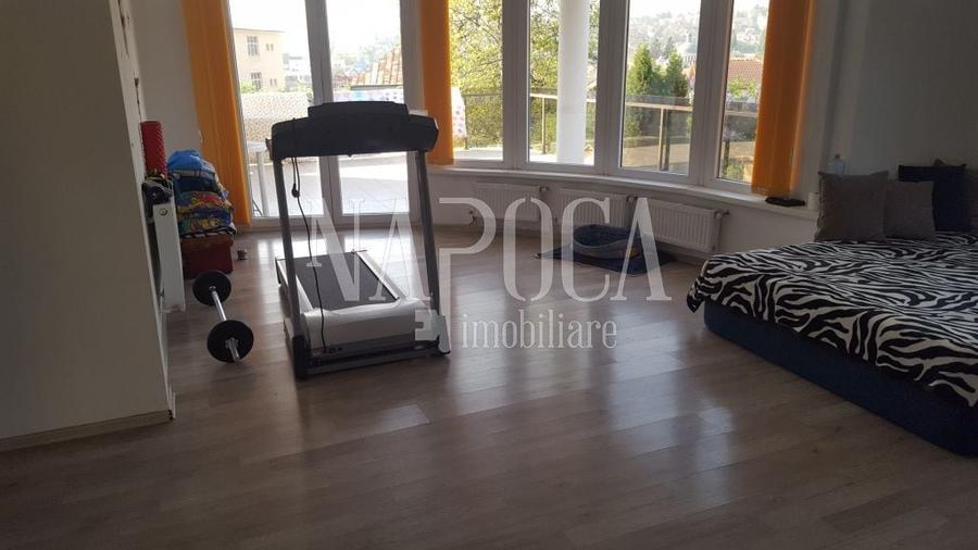 Casă individuală cu 5 camere cu Canalizare în Dâmbul Rotund