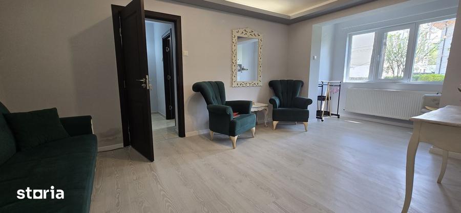 Apartament cu 2 camere semidecomandat în Micro 9