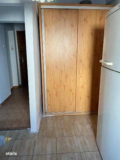 Apartament cu 3 camere decomandat în Casa de Cultură