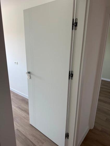Apartament cu 3 camere decomandat în Nord-Est