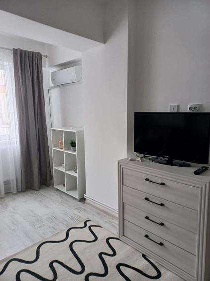 Garsonieră decomandată în Cornitoiu