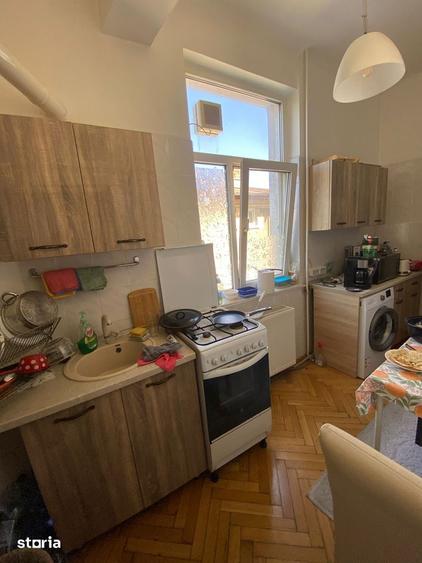 Apartament cu 3 camere în Gara de Nord