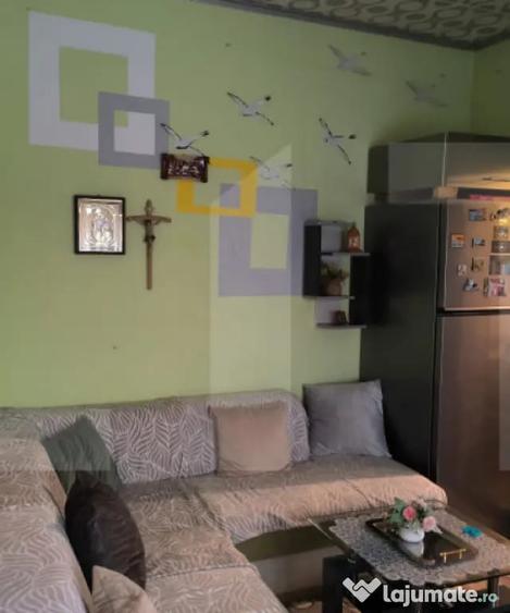 Casă cu 6 camere cu Teren 400 Mp în Central