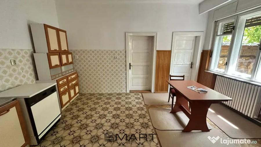 Casă cu 3 camere cu Teren 250 Mp în Calea Poplăcii
