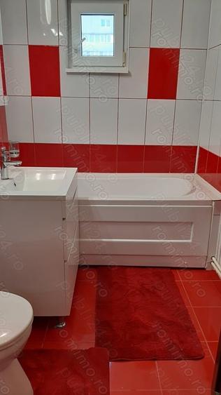 Apartament cu 2 camere decomandat în Astra