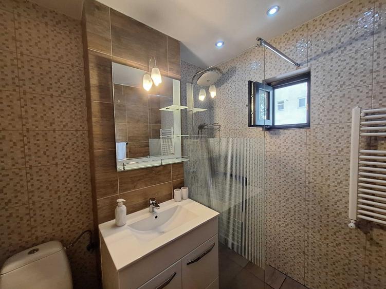Apartament cu 2 camere decomandat în Păcurari