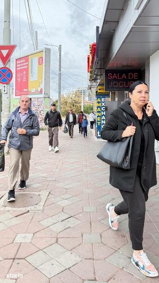 Spațiu comercial, de 148 mp, în Podu Roș