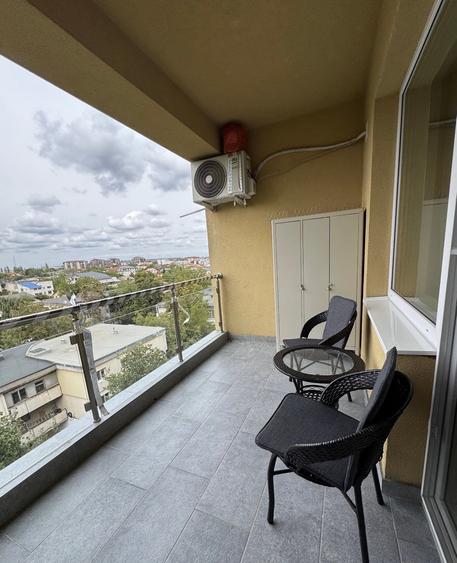 Apartament cu 2 camere decomandat în Păcii