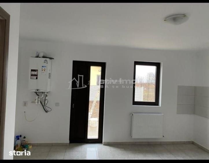 Casă cu 3 camere cu Teren 800 Mp în Central
