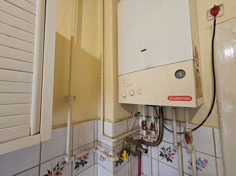 Apartament cu 2 camere nedecomandat, mobilat în Bogdăneștilor