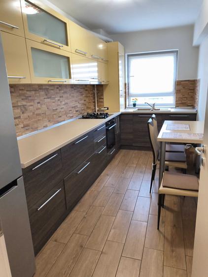 Apartament cu 2 camere decomandat în Avantgarden