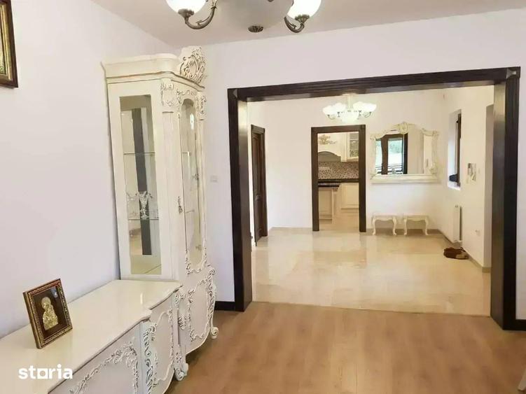 Casă cu 6 camere cu Teren 3172 Mp în Cobia