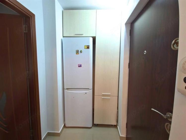 Apartament cu 2 camere semidecomandat în Căzănești (Râmnicu Vâlcea)