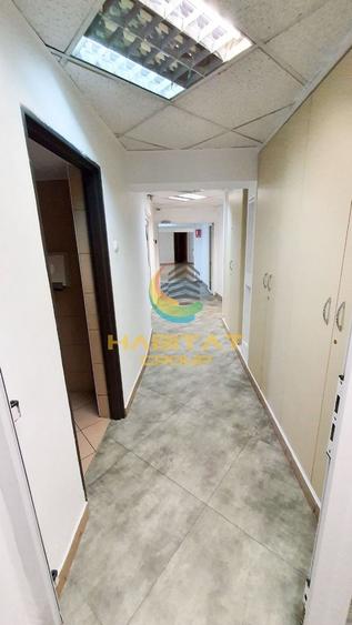 Birou, de 525 mp, în P-ța Unirii