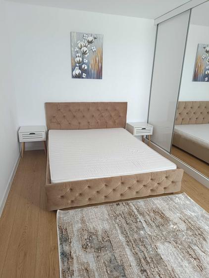 Apartament cu 2 camere semidecomandat în Lipovei