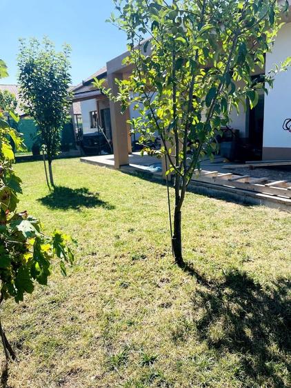 Casă individuală cu 3 camere cu Canalizare în Cihei