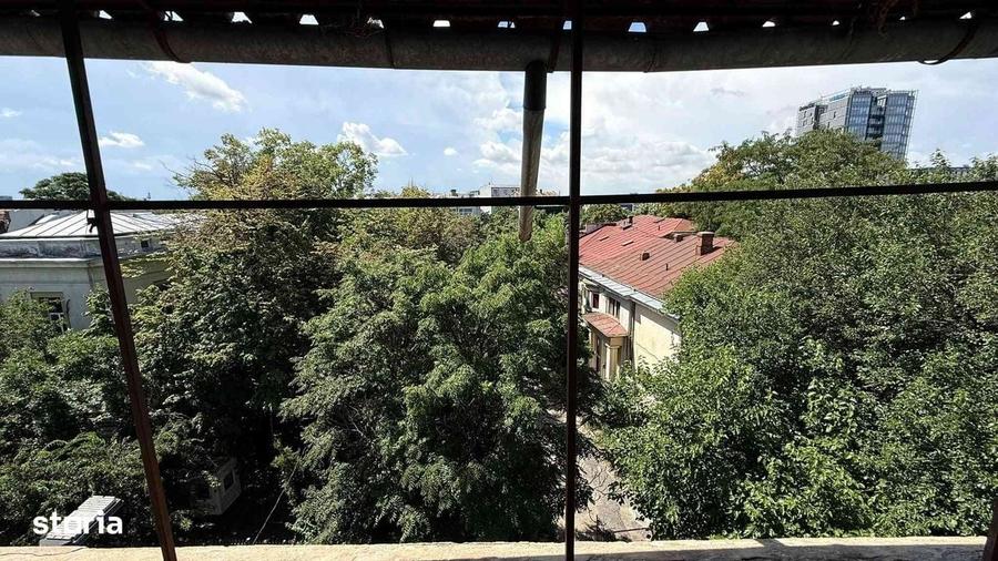 Apartament cu 2 camere în Victoriei