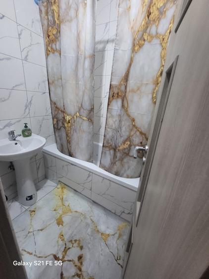 Apartament cu 2 camere decomandat în Est