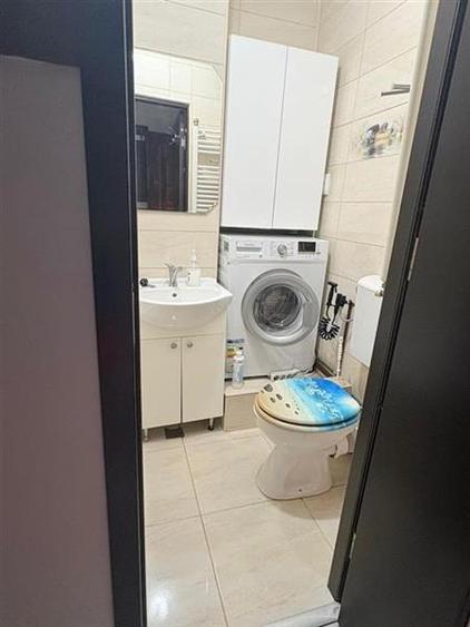 Apartament cu 2 camere semidecomandat, mobilat în Dâmbu Pietros