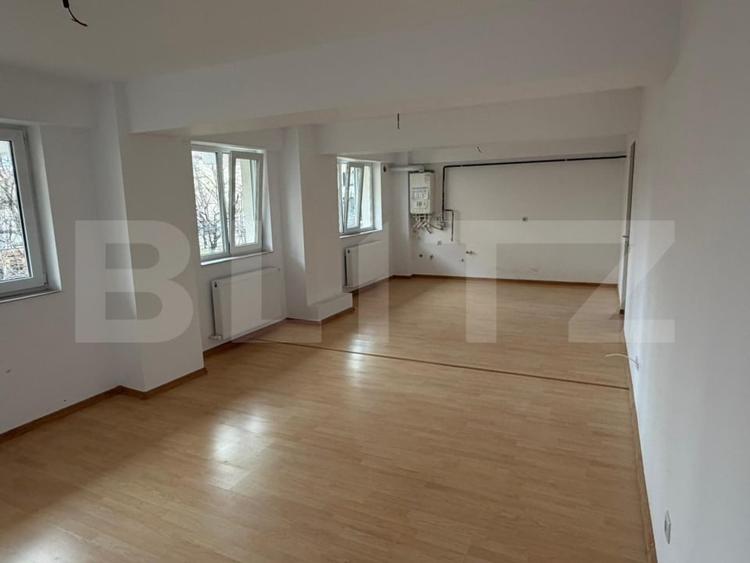 Spațiu comercial, de 49 mp, în Burdujeni
