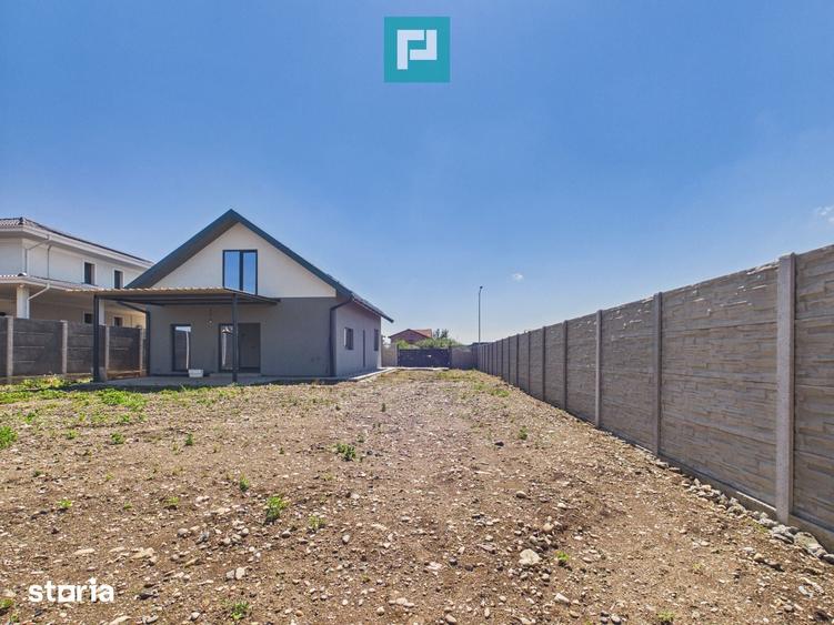 Casă cu 4 camere cu Teren 631 Mp în Giarmata