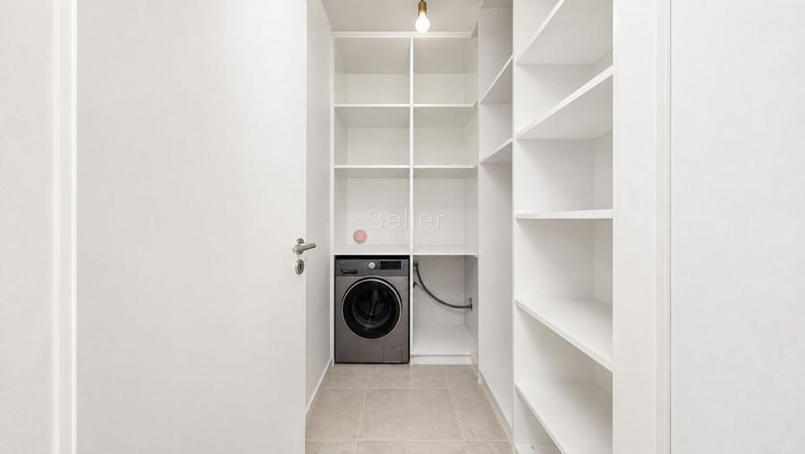 Apartament cu 2 camere decomandat, mobilat în Tractorul