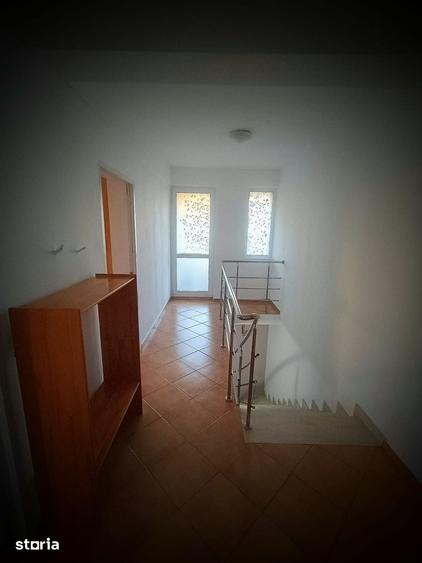 Casă cu 3 camere cu Teren 250 Mp în Central