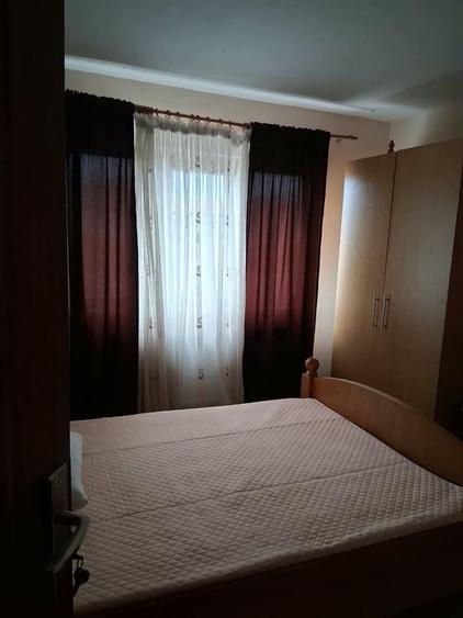 Apartament cu 3 camere decomandat în 1 Mai