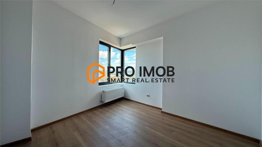 Apartament cu 3 camere decomandat în Obor