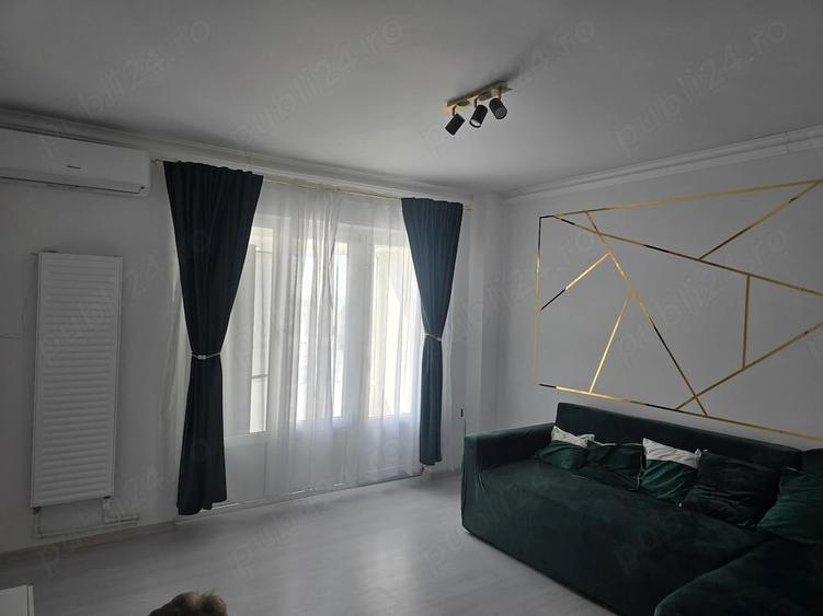 Apartament cu 2 camere decomandat în Rovine