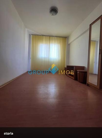 Apartament cu 3 camere decomandat în 9 Mai
