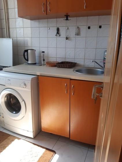 Garsonieră decomandată în Iancului