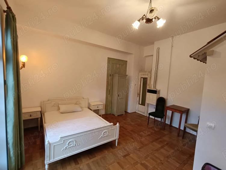 Garsoniera cu terasa proprie in vila interbelica, central, str Iorga - 4