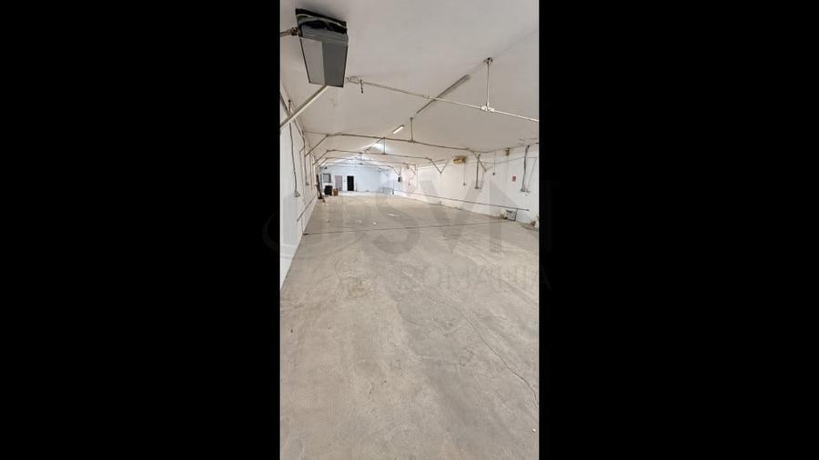 Spațiu comercial, de 932 mp, în Vest