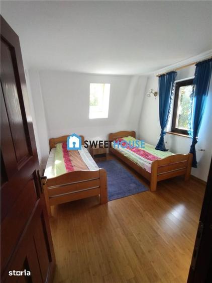 Casă cu 4 camere cu Teren 1200 Mp în Recea