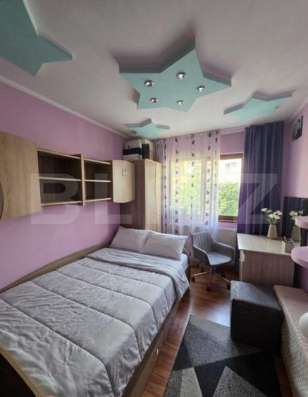 Apartament cu 3 camere decomandat în Micro 40