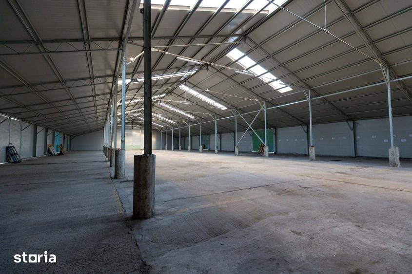 Spațiu comercial, de 1,600 mp, în Industrială