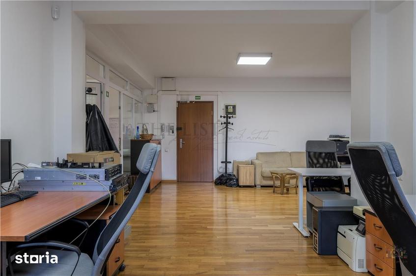Apartament cu 4 camere decomandat, mobilat în Arcul de Triumf