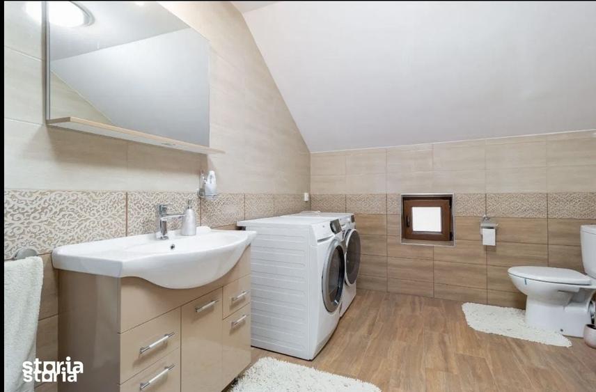 Casă cu 4 camere cu Teren 400 Mp în Sânmartin