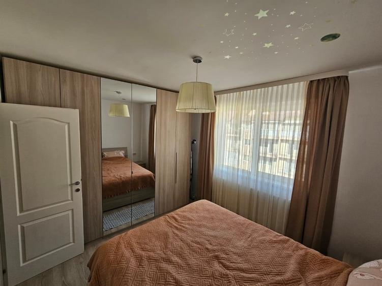 Apartament cu 2 camere decomandat în Ipotești