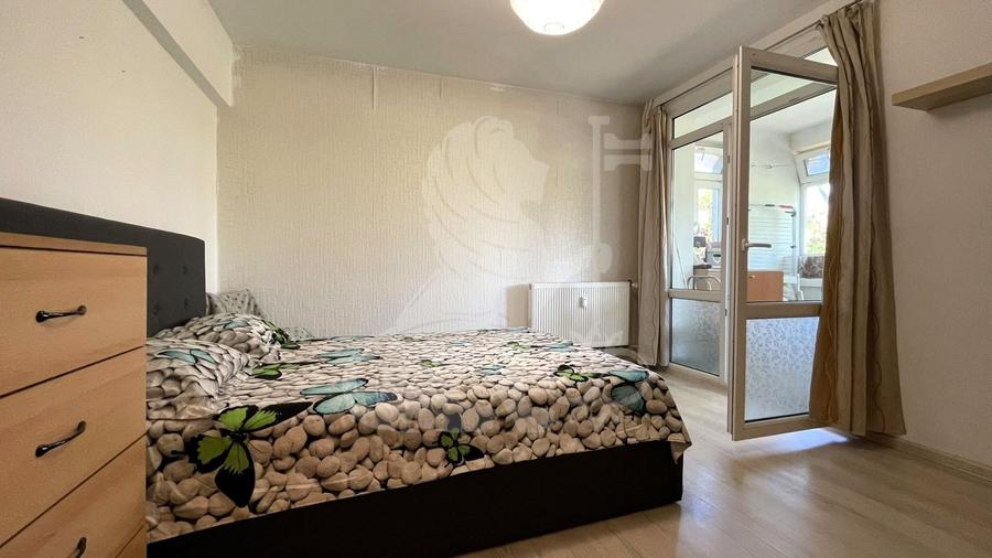 Apartament cu 3 camere semidecomandat, mobilat în 1 Decembrie 1918