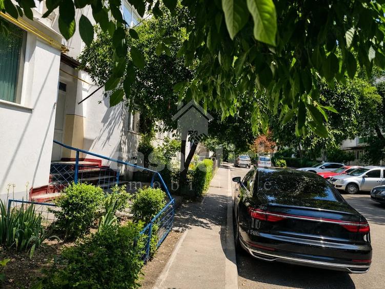 Garsonieră decomandată în Micro 14