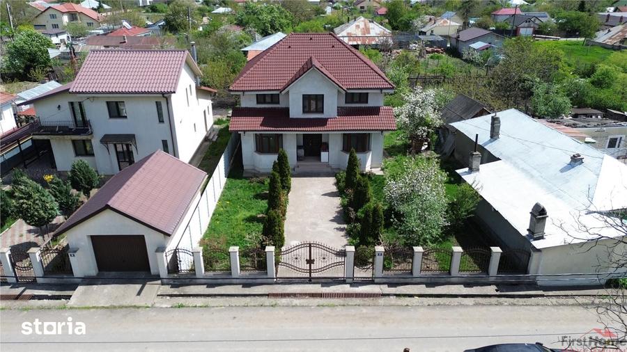 Casă cu 5 camere cu Teren 674 Mp în Vânători
