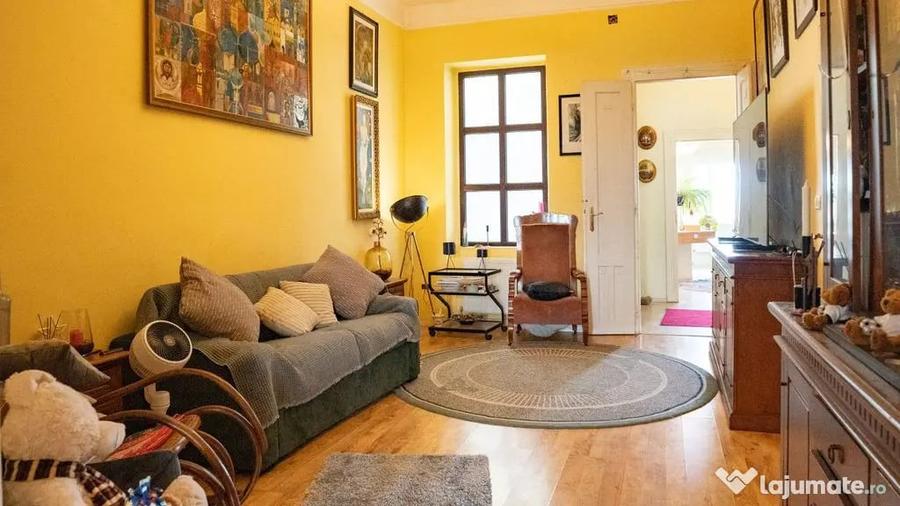 Apartament cu 2 camere semidecomandat în Central