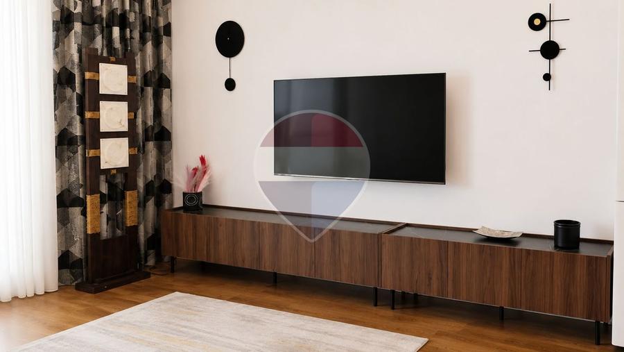 Apartament cu 3 camere decomandat, mobilat în Băneasa