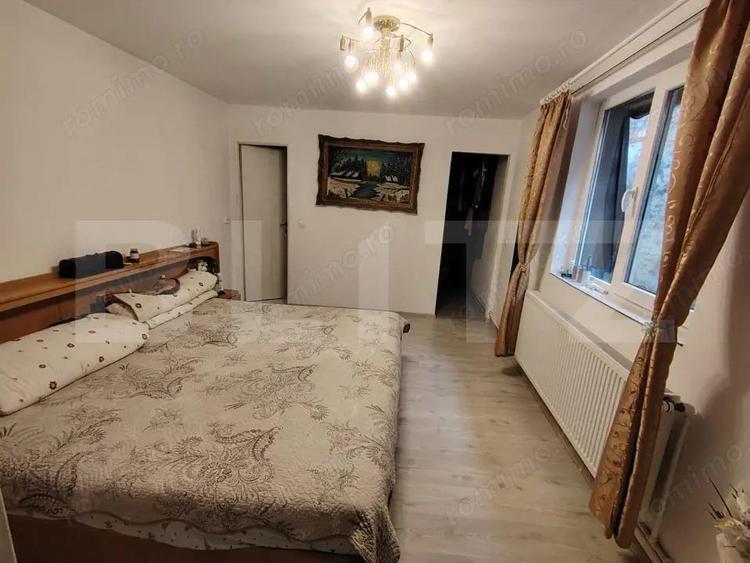 Casă cu 5 camere cu Teren 272 Mp în 1 Mai