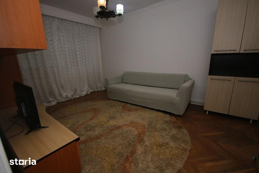 Apartament cu 2 camere decomandat în Tache