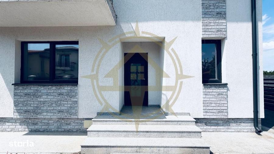 Casă cu 4 camere în Ostratu