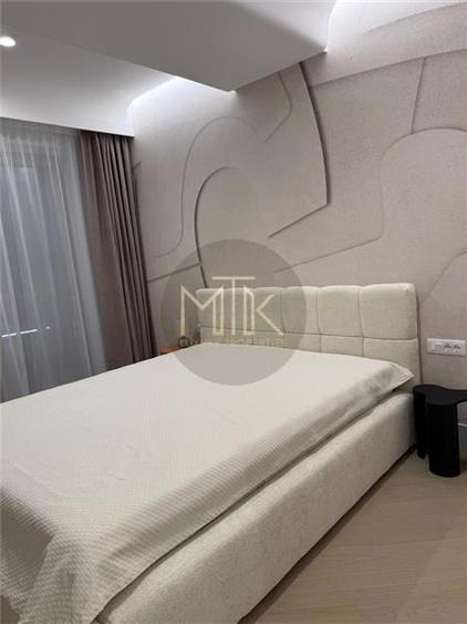 Apartament cu 3 camere decomandat, mobilat în Iancu Nicolae