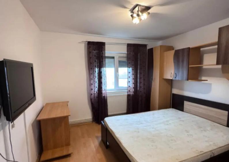 Apartament cu 3 camere decomandat, mobilat în Tomis III